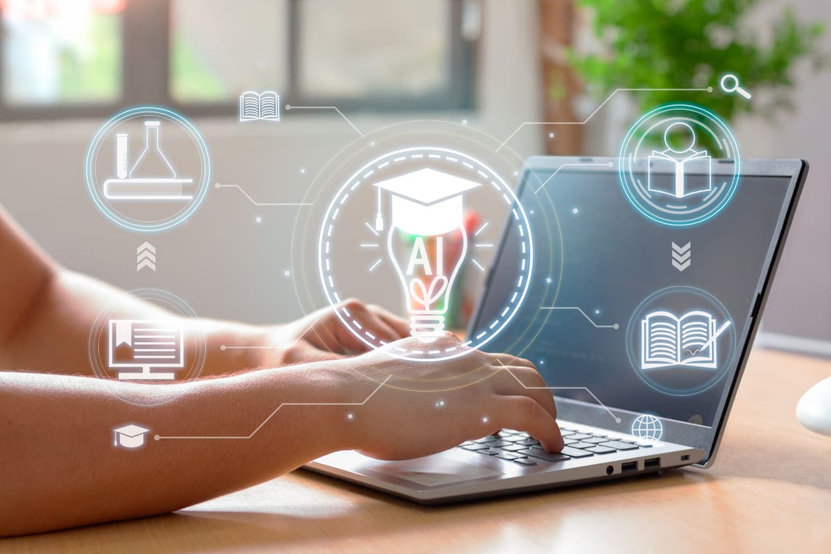 Tecnologia na Educação - Ambiente de aprendizado moderno